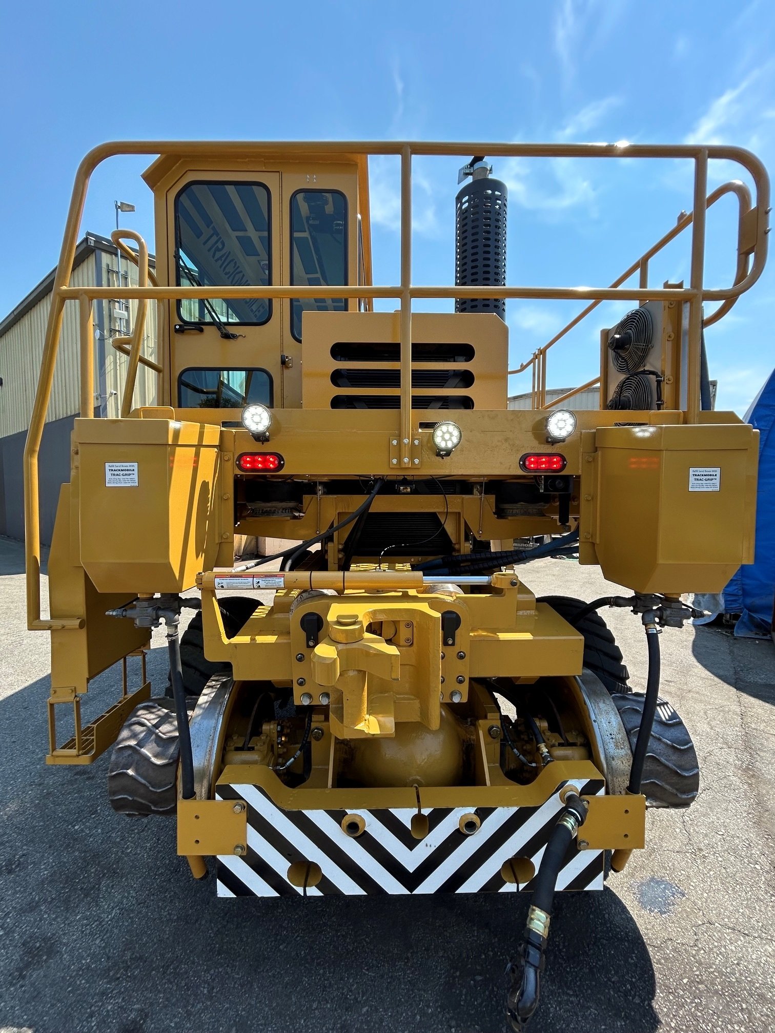 C6716 - Back View