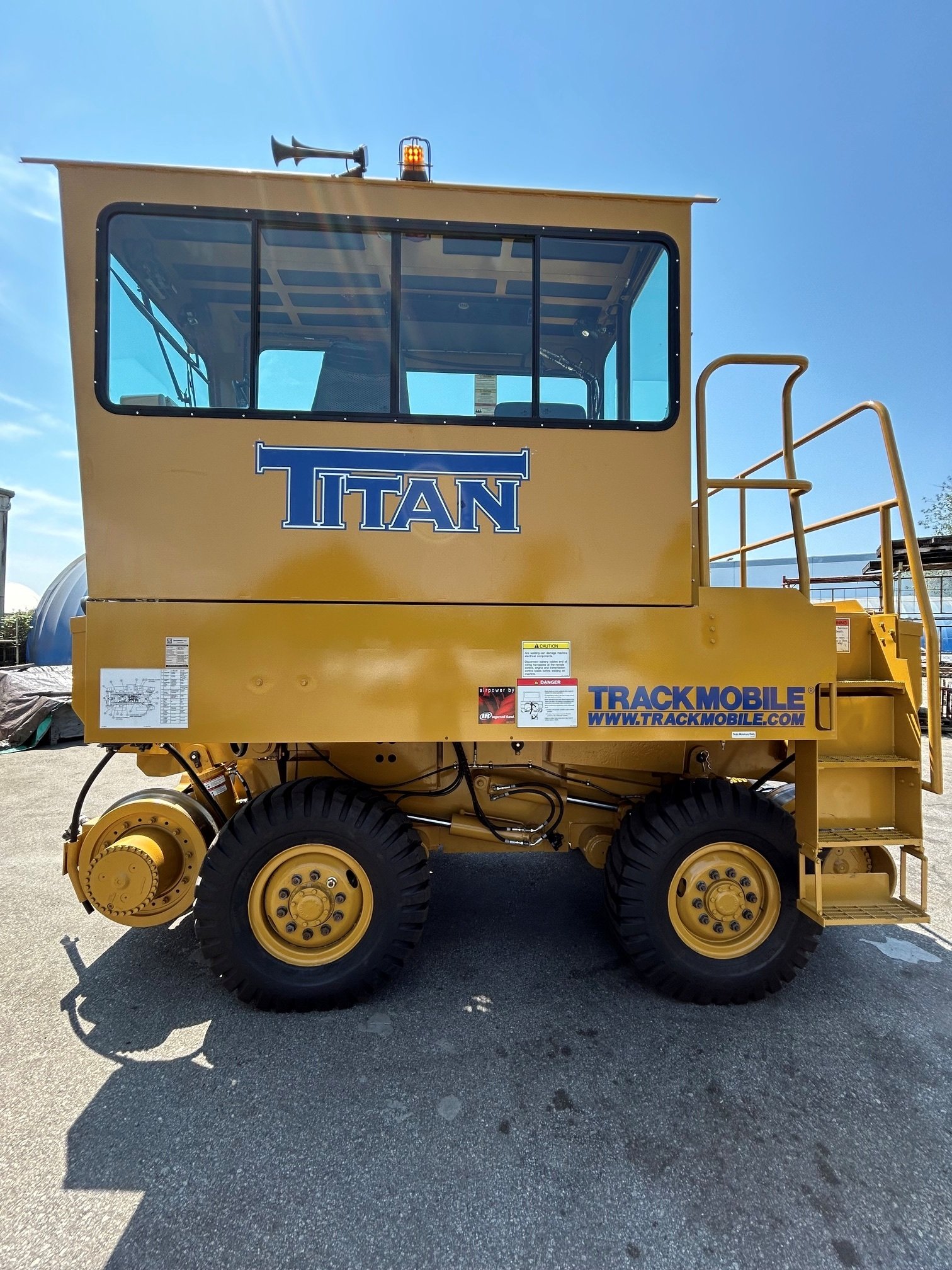 C6716 - Side View 2